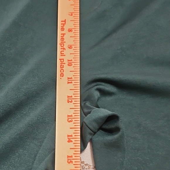 Travel Ready Green Two-Piece Pant Suit - Picture 4 of 16